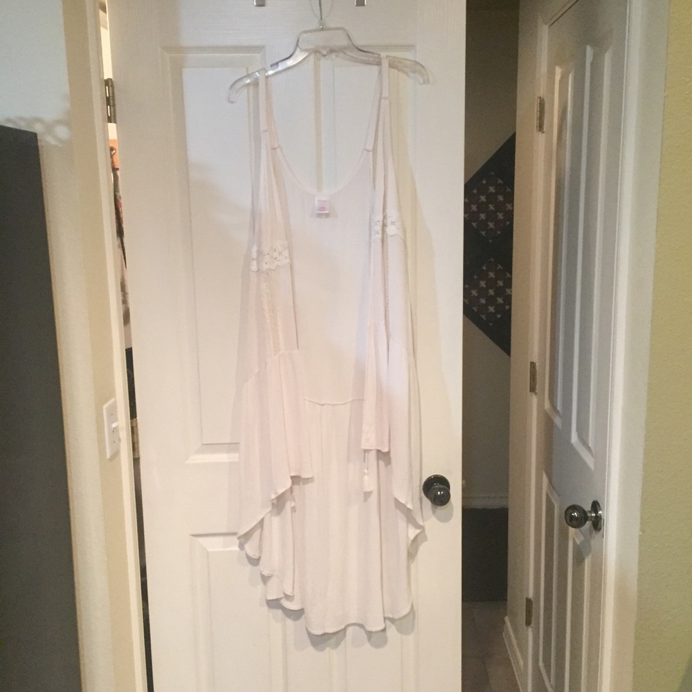 Xhilaration Cream Duster